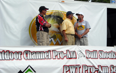 Gary Parsons & Al aon stage at the 2008 Bull Shoals PWT